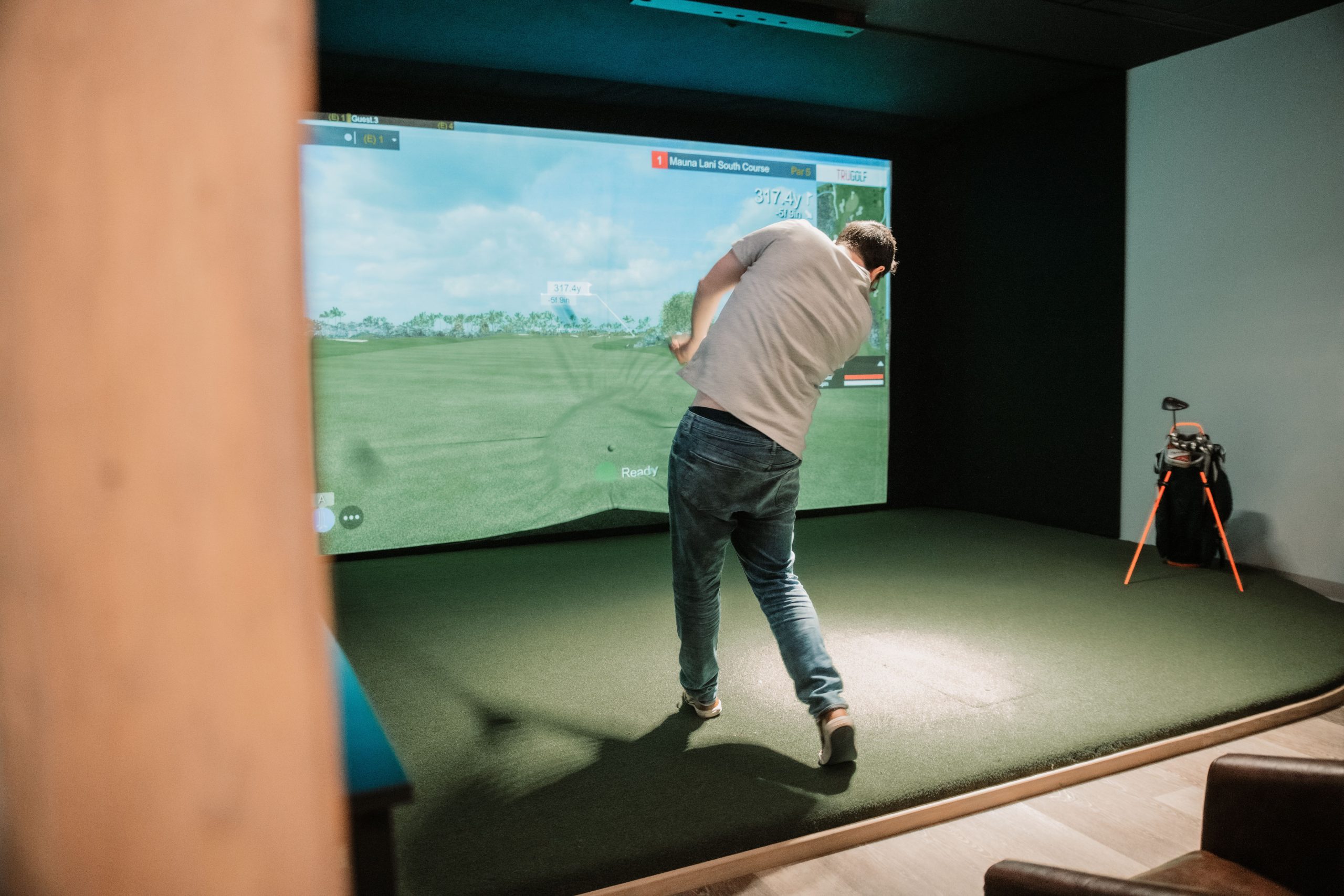 Golf Cove North Haven CT Virtual Golf Lounge